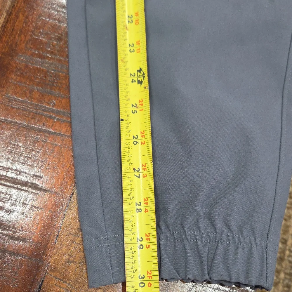 Men's Under Armour Joggers Gray Pants NWT